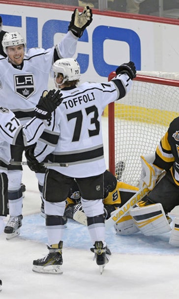 Toffoli scores in OT for Kings, snaps Pens' streak (Dec 16, 2016)